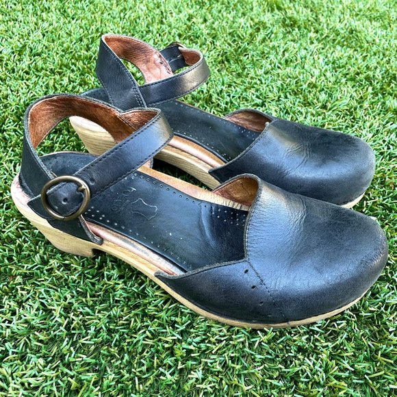 DANSKO Black Block Heels w/ Ankle Strap Size 39 - Picture 1 of 8